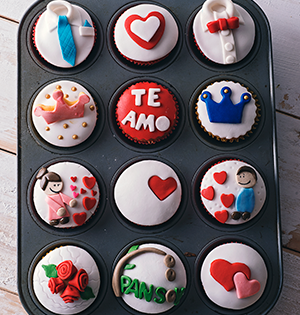 Cupcake decorado con masa elÃ¡stica